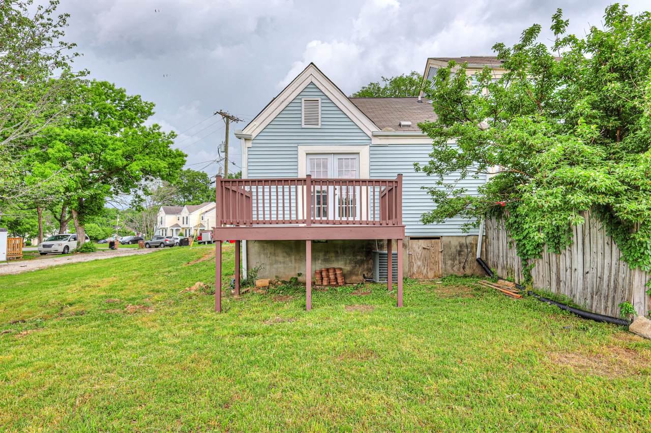 809 Lake Terrace Dr - Photo 1