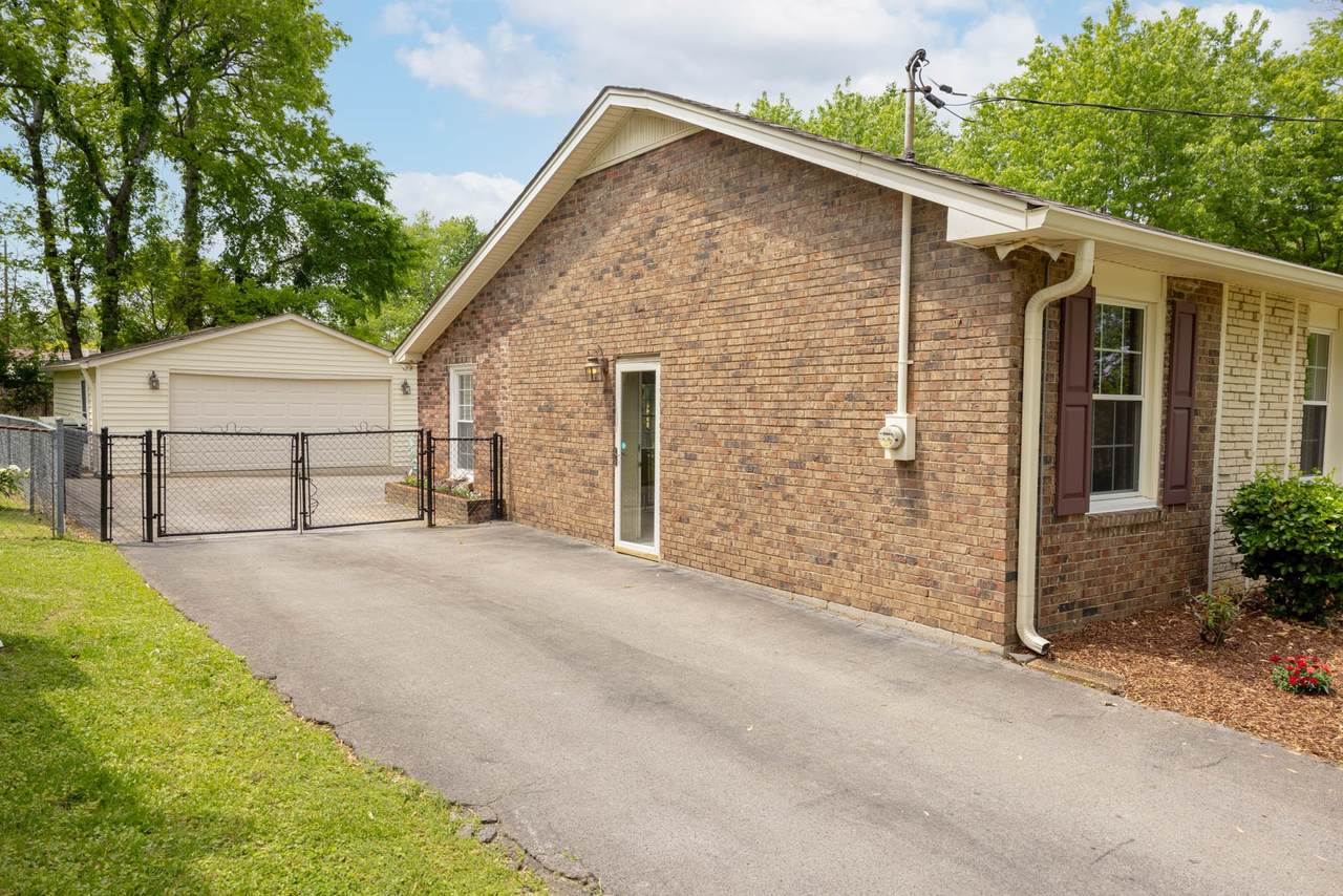https://bt-photos.global.ssl.fastly.net/nashville/1280_boomver_2_RTC2866489-1.jpg
