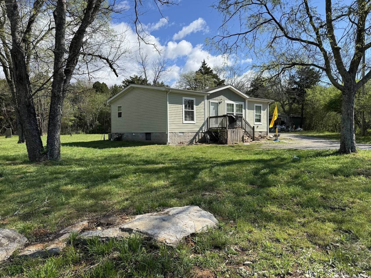 65 Rutledge Ln - Photo 1