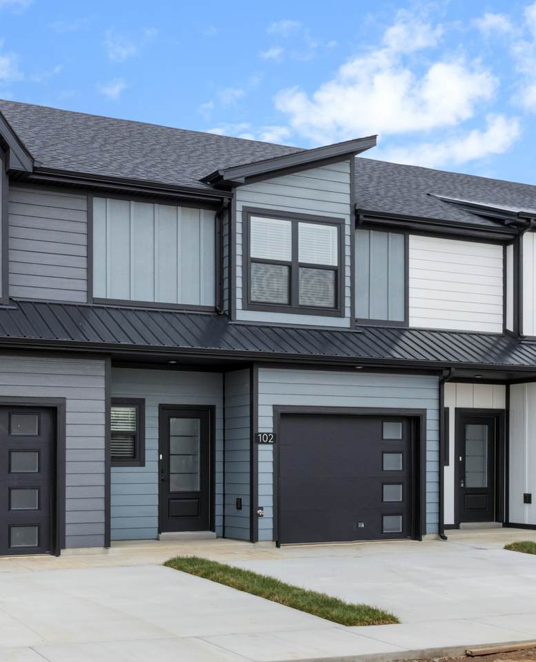 102 Jonathan Wade Circle - Photo 1