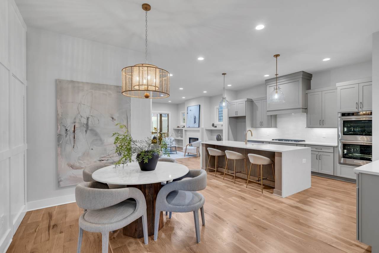 392B Annex Avenue - Photo 1
