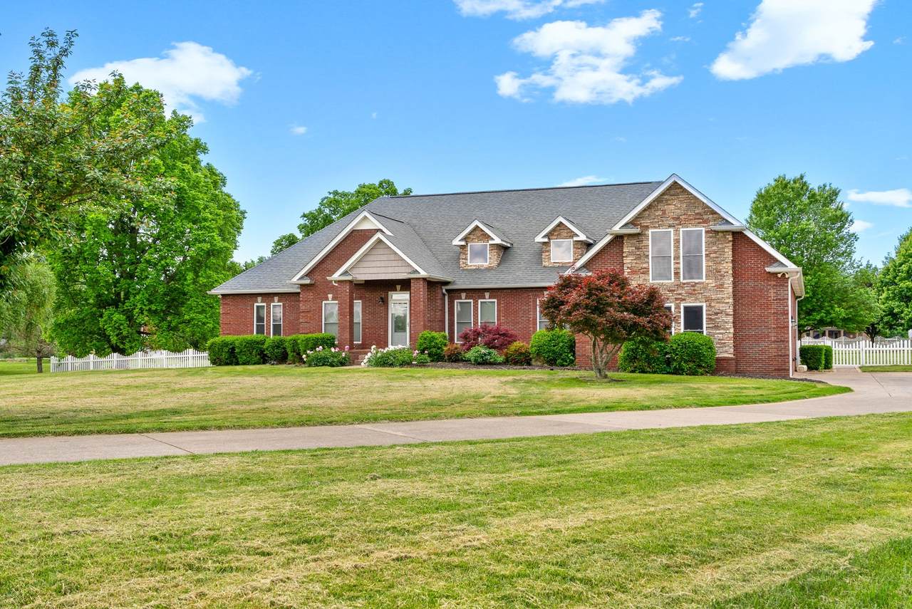 https://bt-photos.global.ssl.fastly.net/nashville/1280_boomver_2_RTC2868046-1.jpg