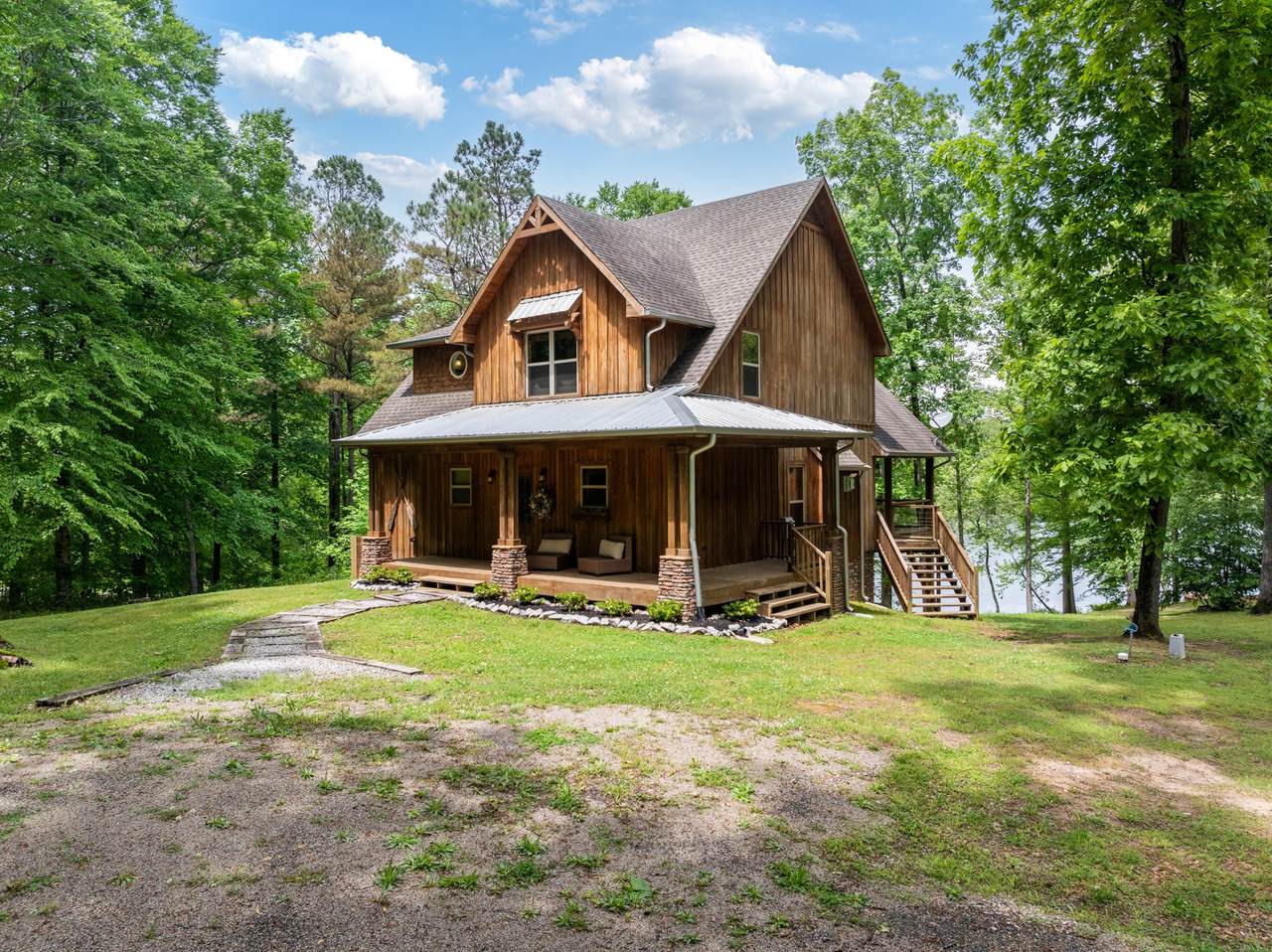 1471 Excalibur Trail - Photo 1
