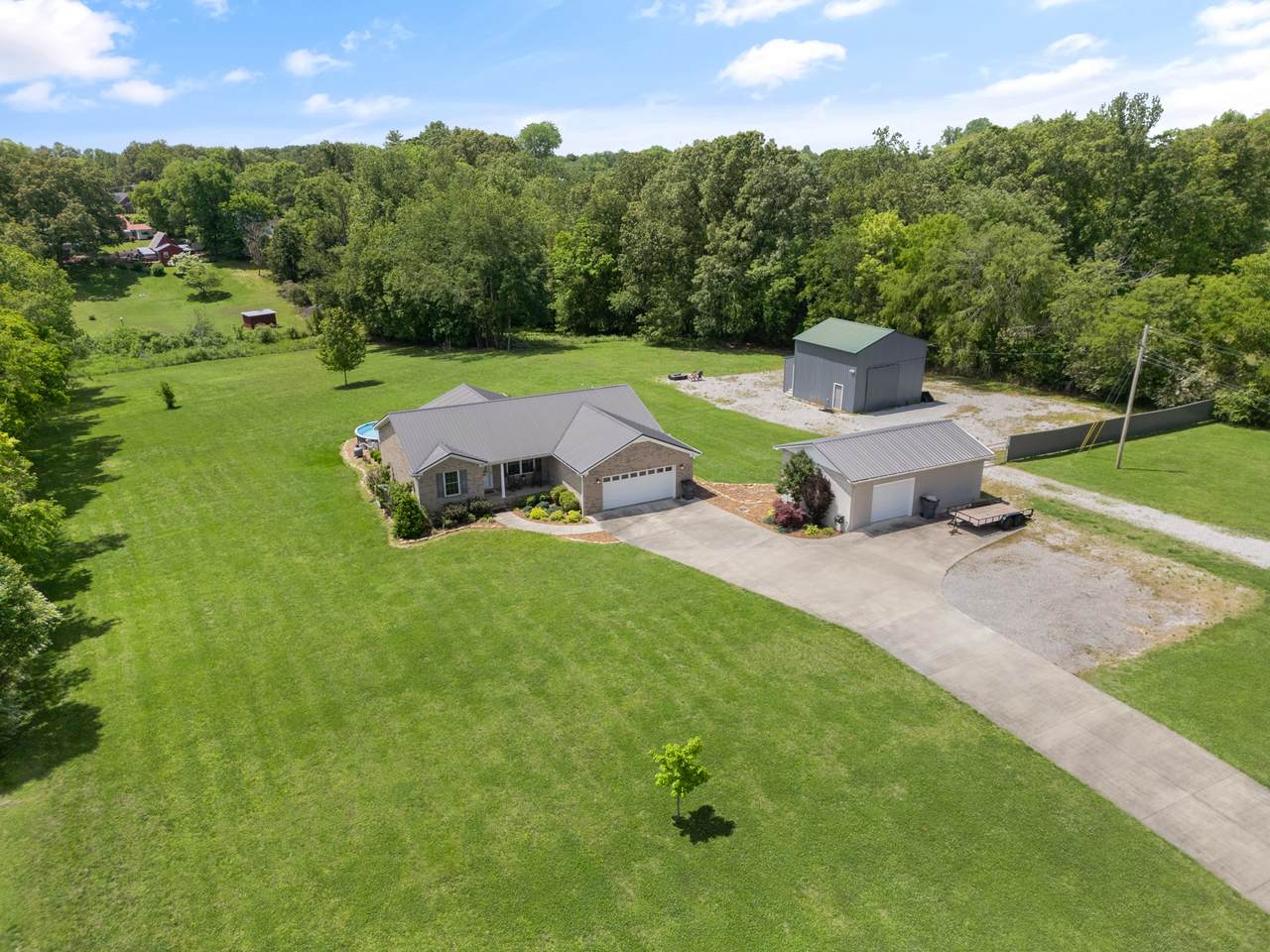 147 Old Post Rd - Photo 1