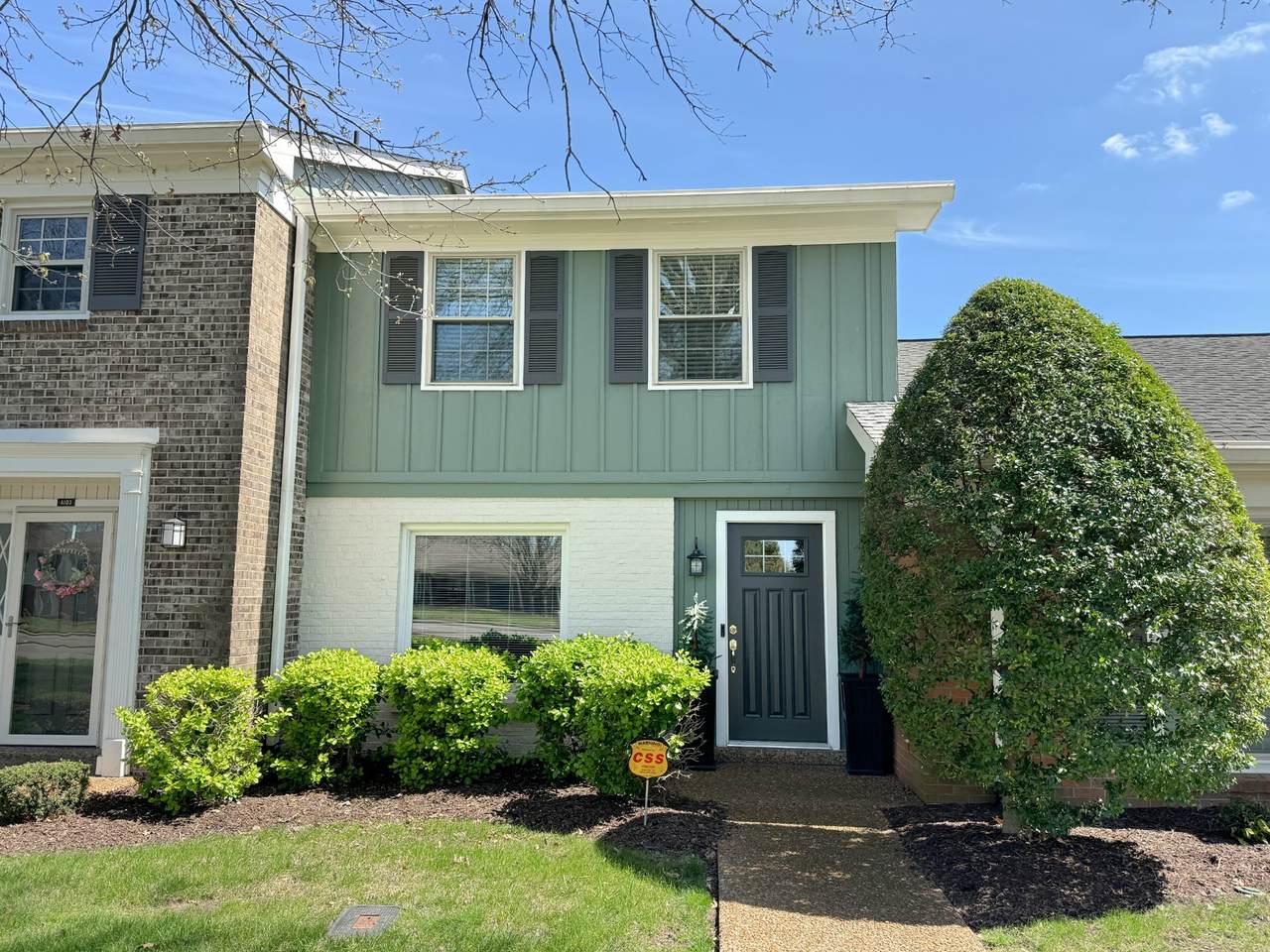 1002 E Northfield Blvd - Photo 1
