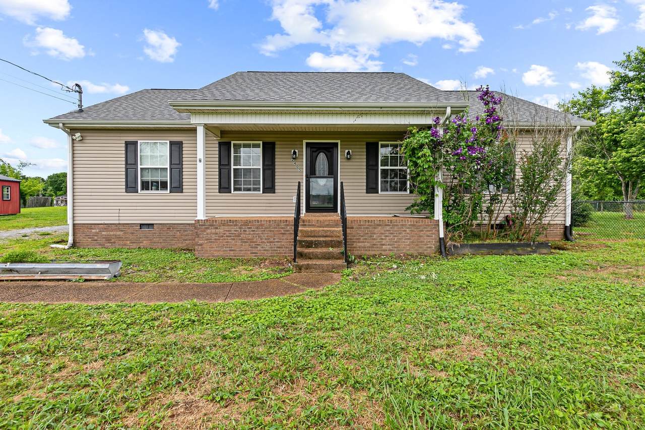 2405 Cason Ln - Photo 1