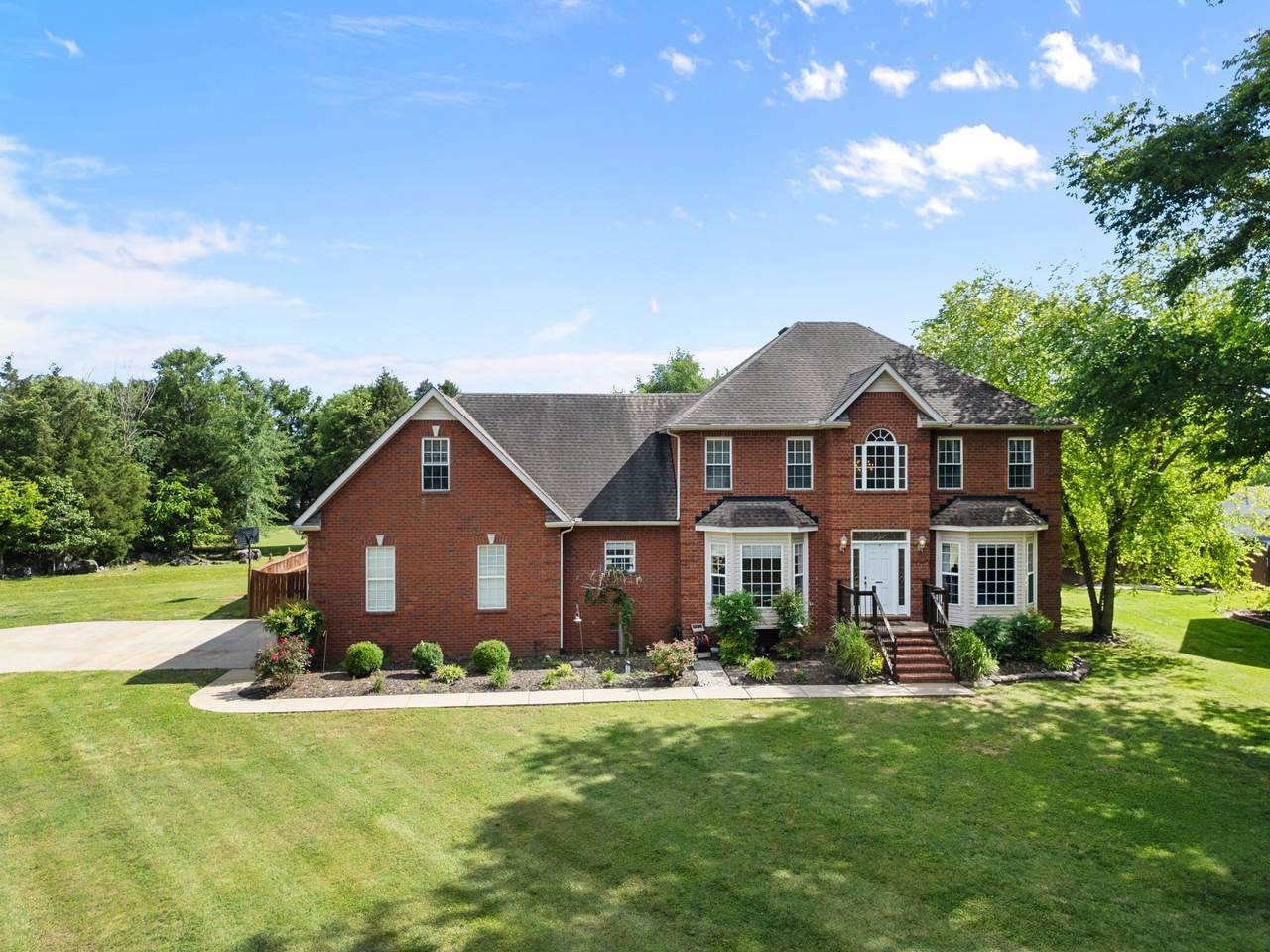 134 Blackberry Ln - Photo 1