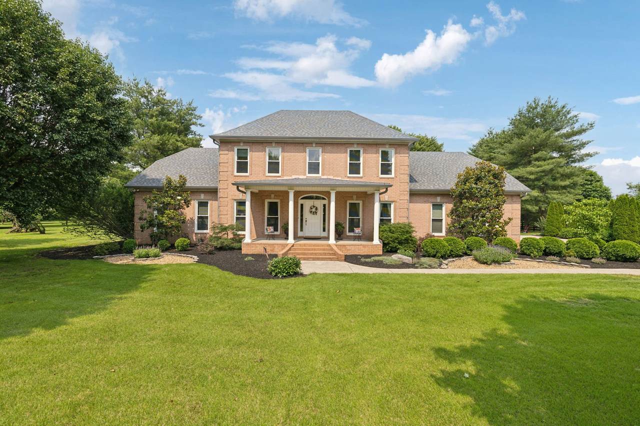 2305 Black Fox Ct - Photo 1