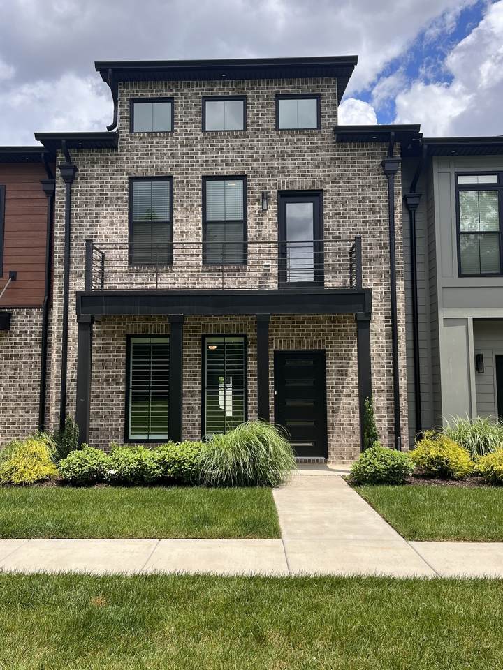 1422 Rebecca Johns Dr - Photo 1