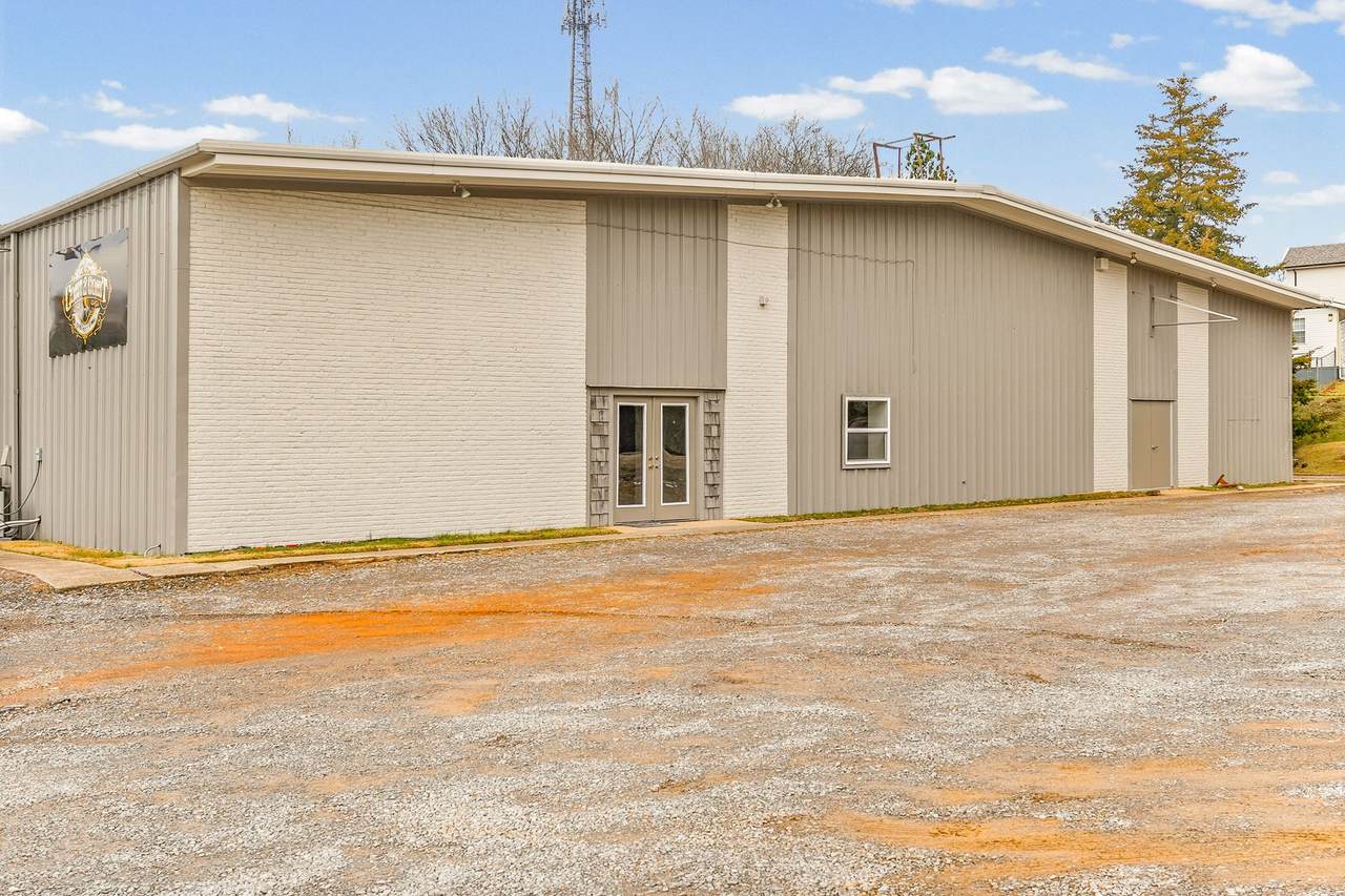 https://bt-photos.global.ssl.fastly.net/nashville/1280_boomver_2_RTC2897552-1.jpg