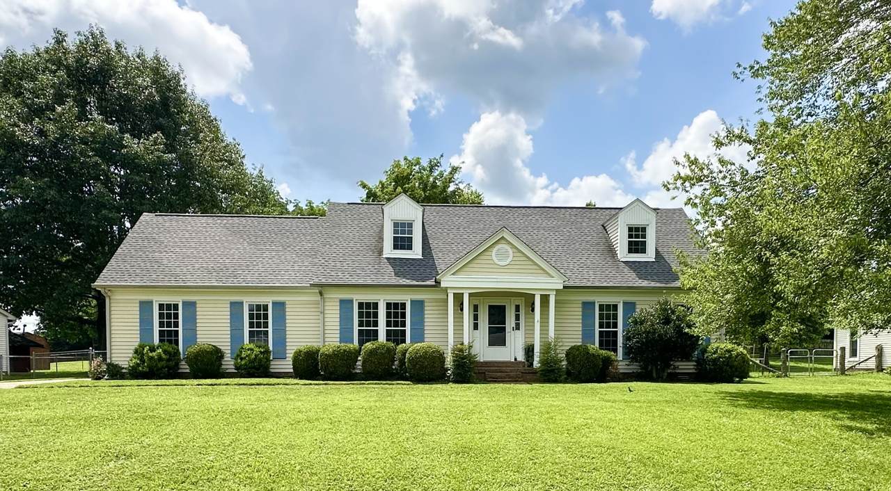 512 Riverview Dr - Photo 1