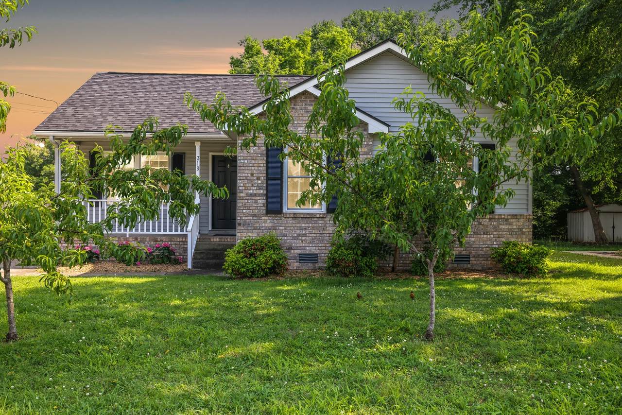218 Westlynn Dr - Photo 1
