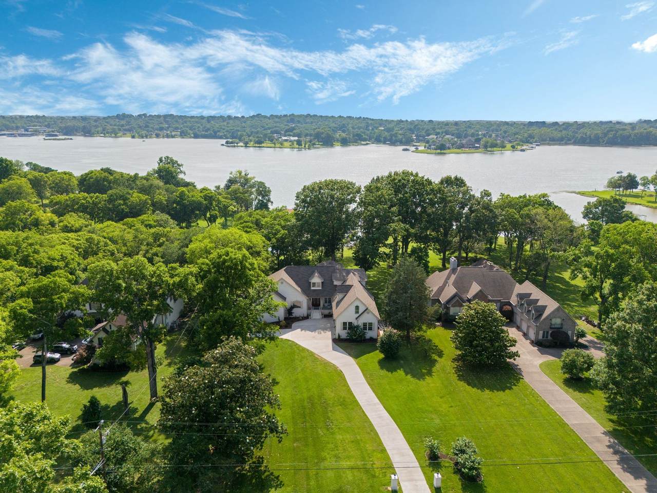 238 Lake Terrace Dr - Photo 1