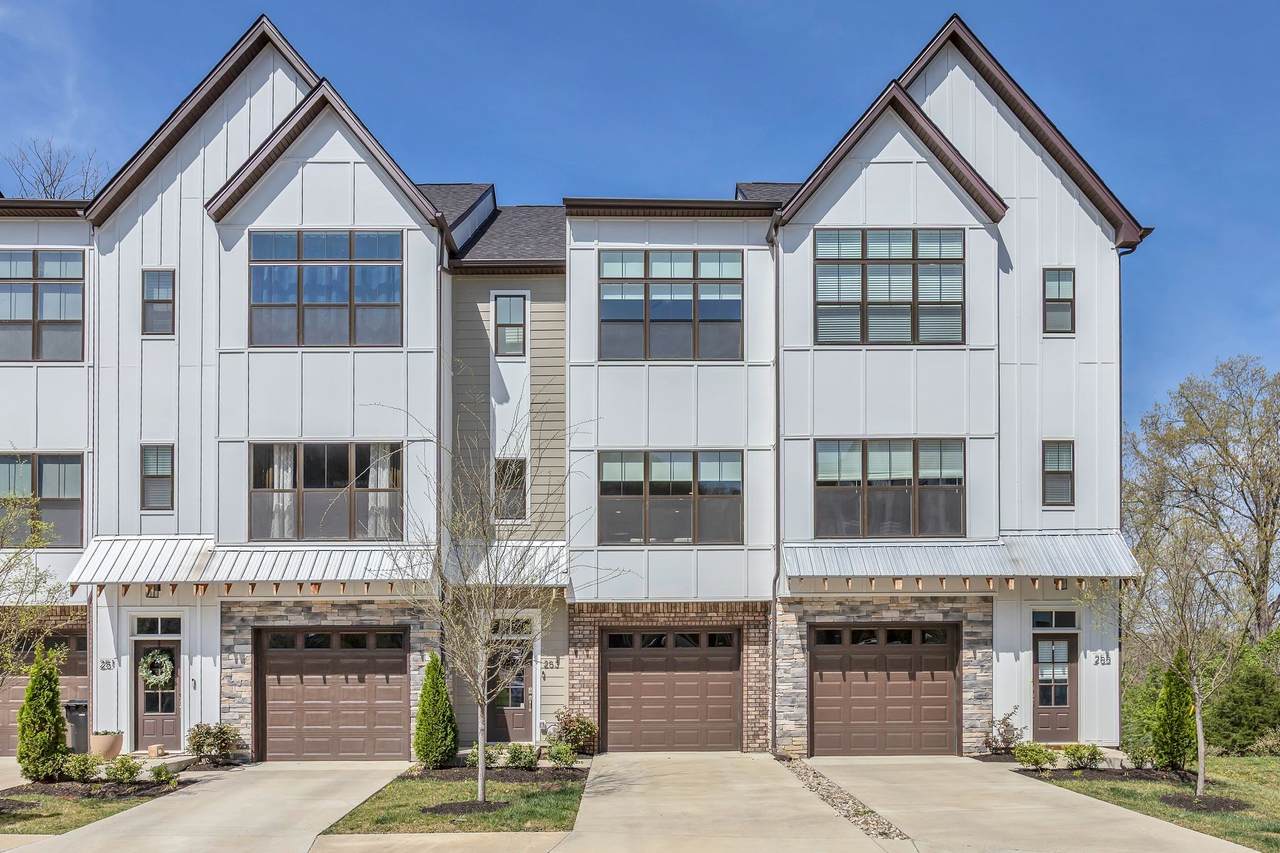 253 Stonecrest Cir - Photo 1