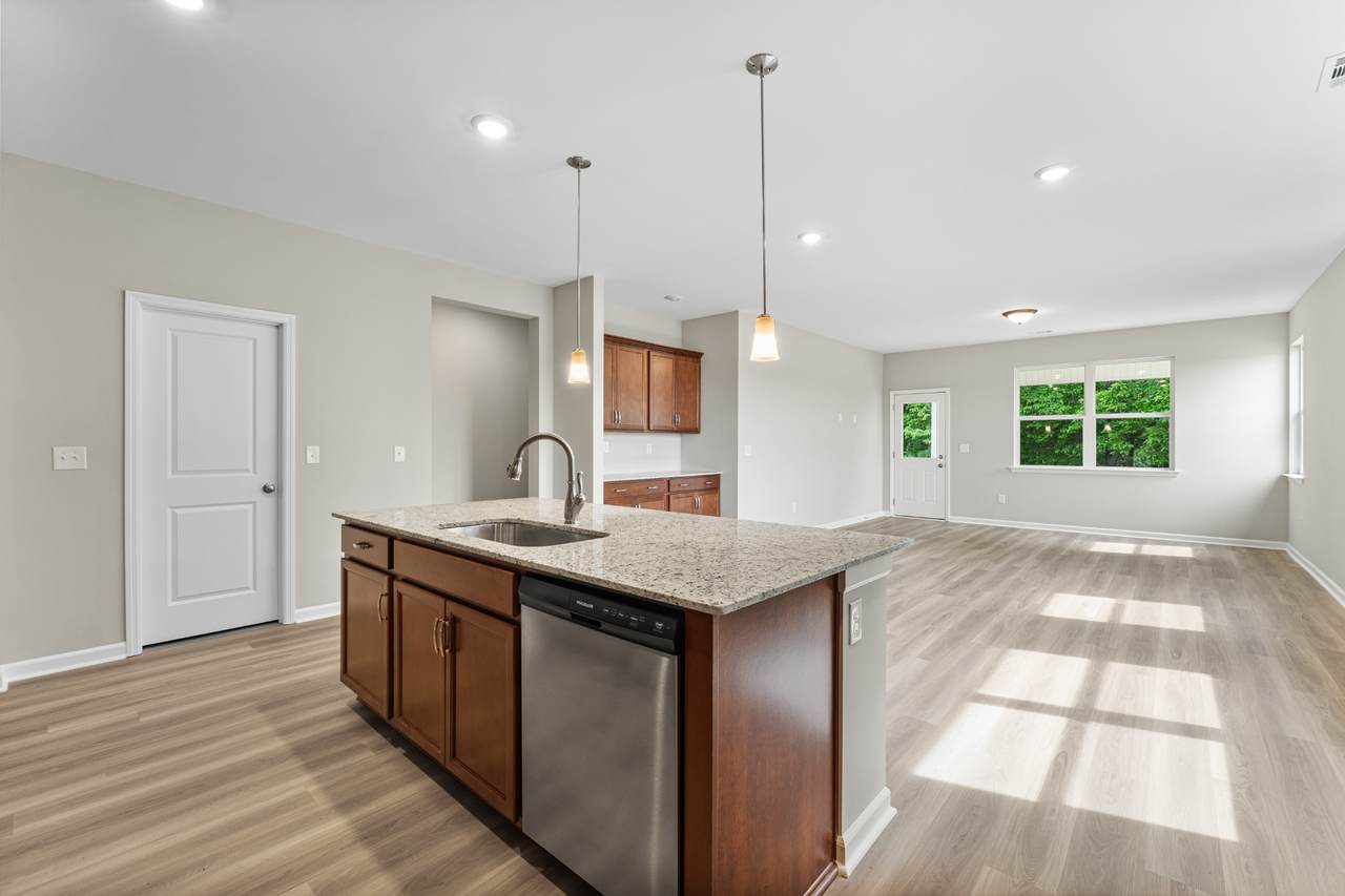 36 Aurora Cir - Photo 1