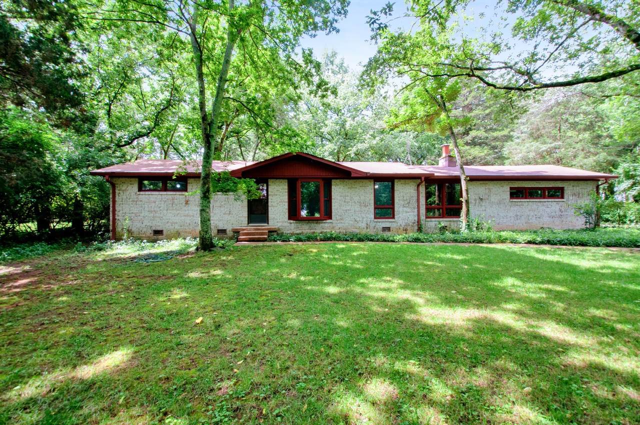 627 Georgetown Dr - Photo 1
