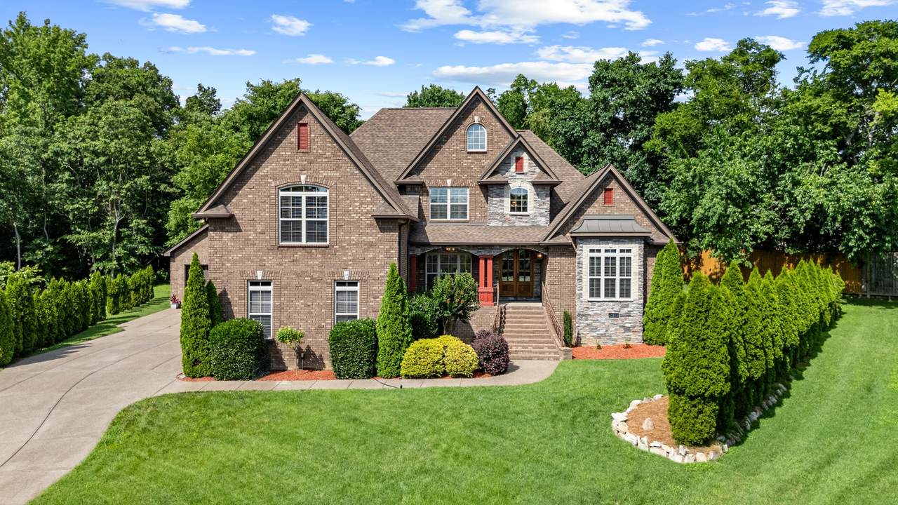 429 Acacia Grove Ln - Photo 1