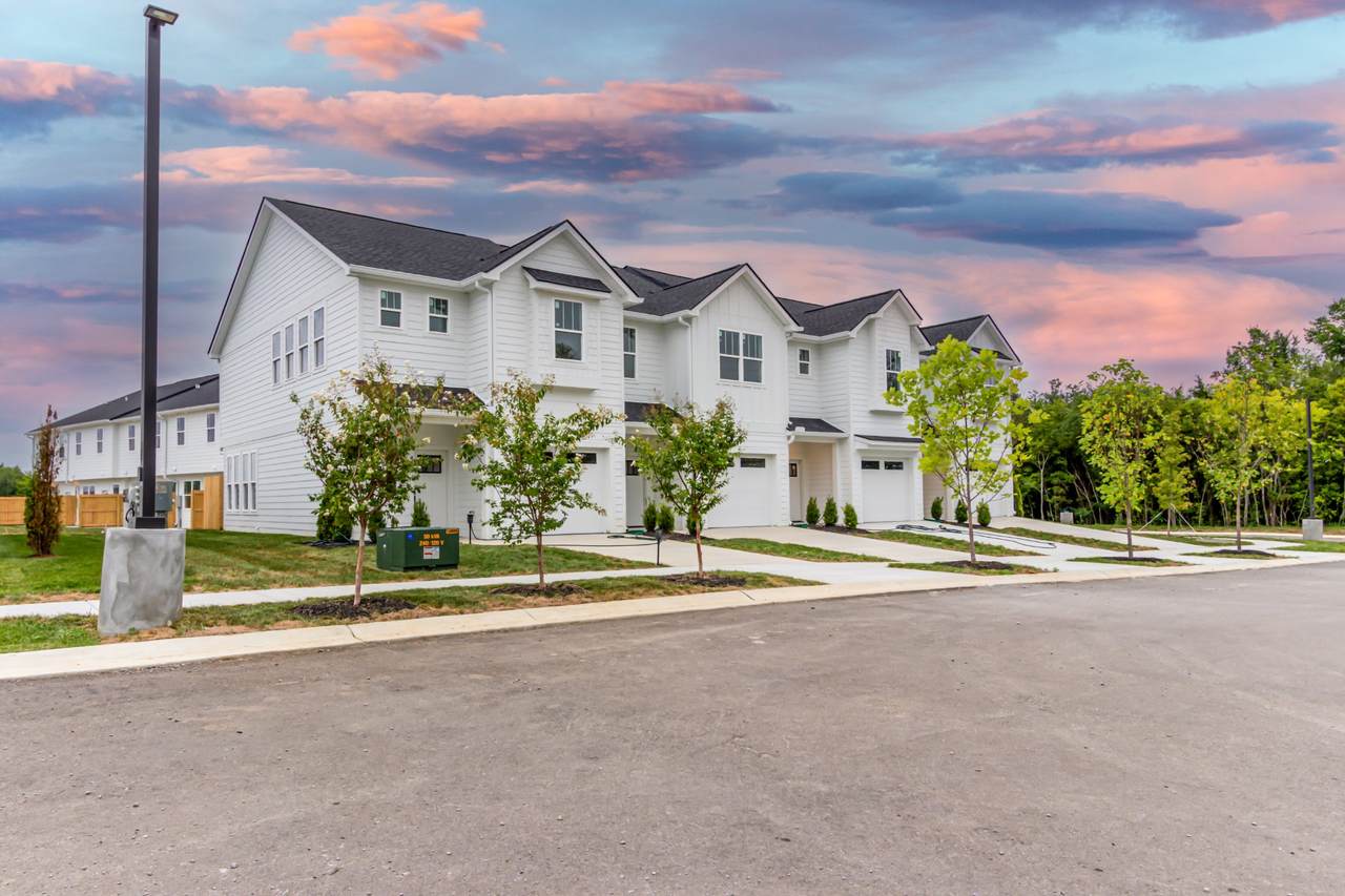 115 High Park Cir - Photo 1