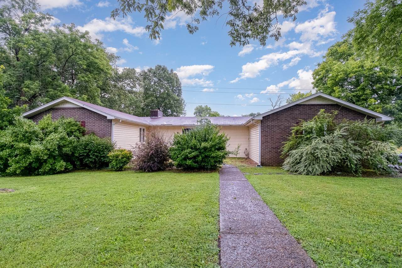 1700 Wildwood Dr - Photo 1