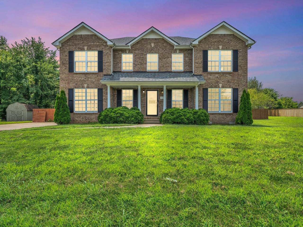 1024 Glenhurst Way - Photo 1