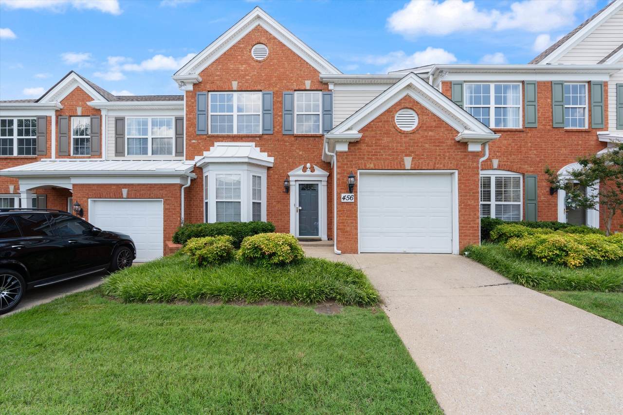 456 Old Towne Dr - Photo 1