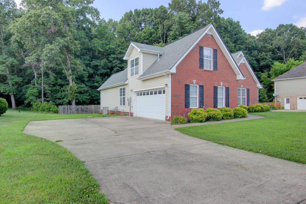 https://bt-photos.global.ssl.fastly.net/nashville/1280_boomver_2_RTC2925178-1.jpg