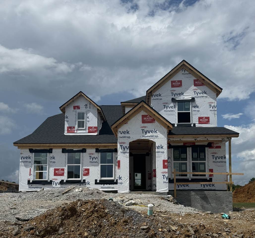 907 Champions Circle - Photo 1
