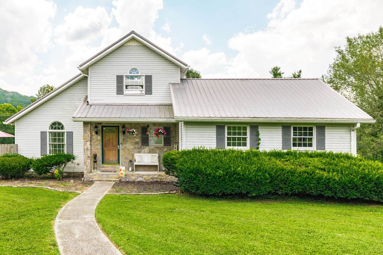3554 Hwy 31E - Photo 1