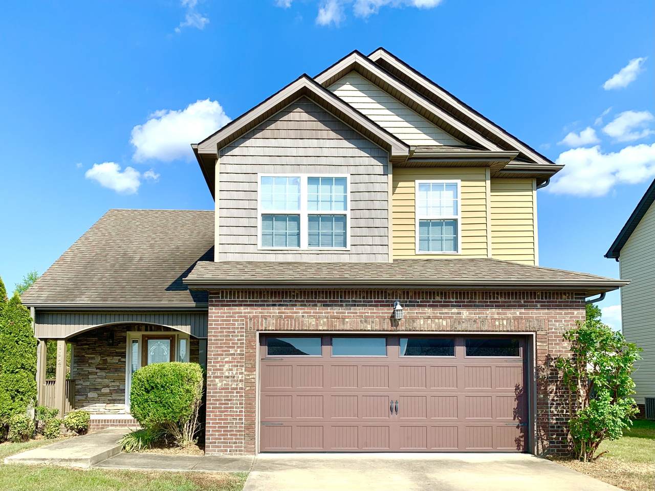 992 Dwight Eisenhower Way - Photo 1