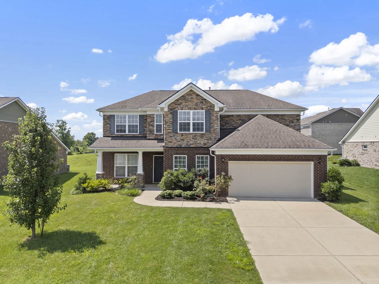 2039 Friendship Dr - Photo 1