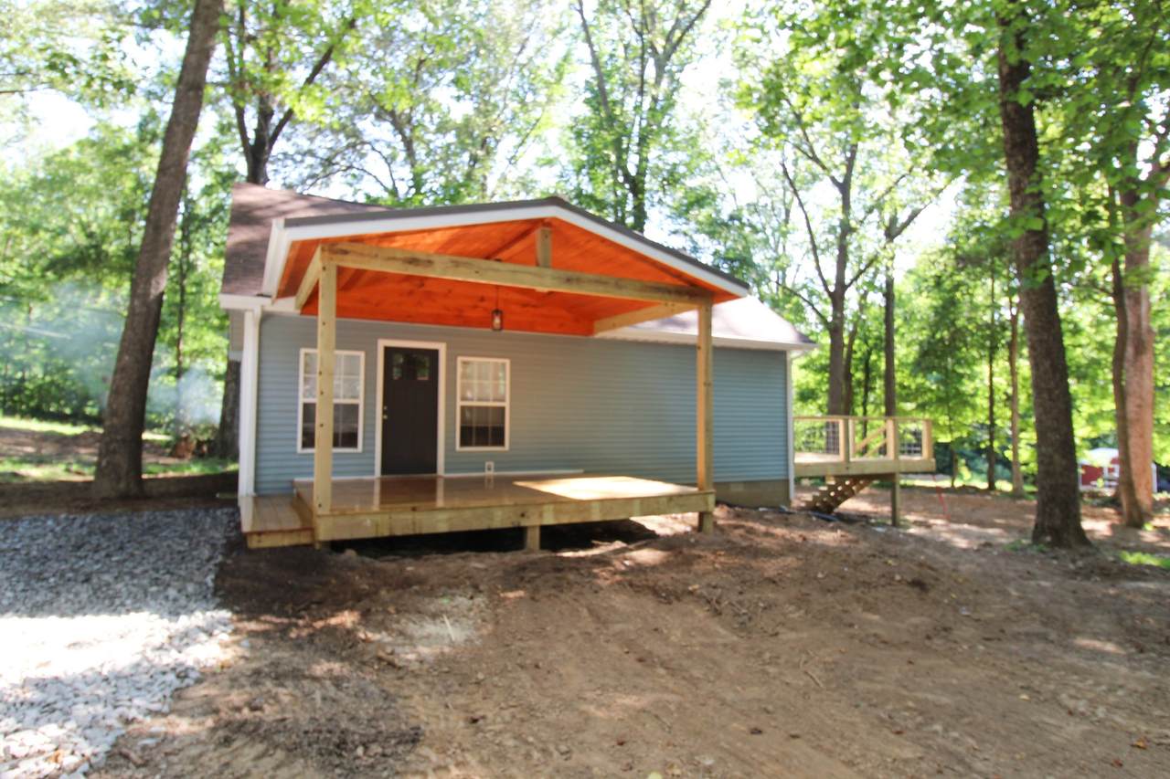 61 Kentucky Dr - Photo 1