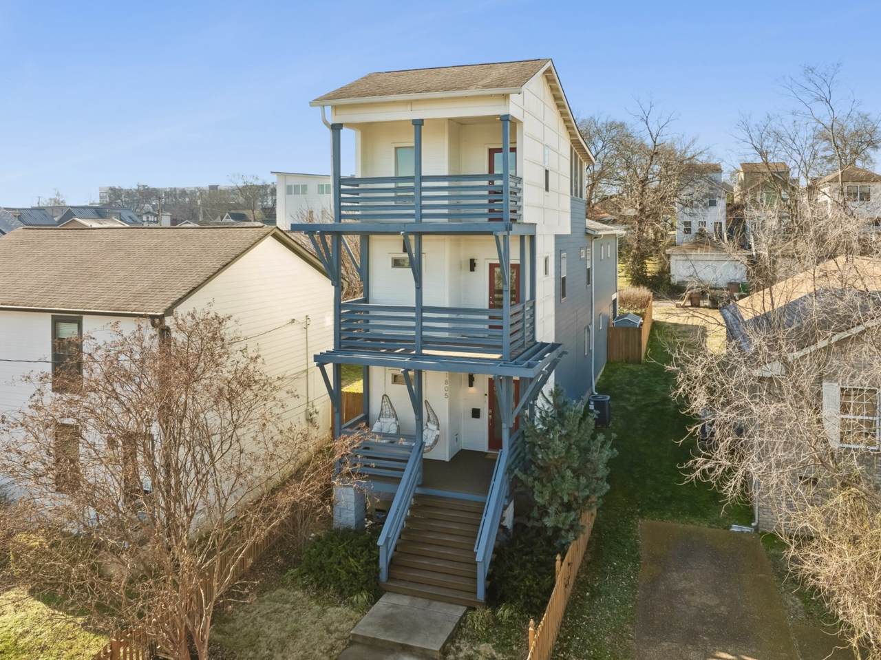 1805 6th Ave - Photo 1