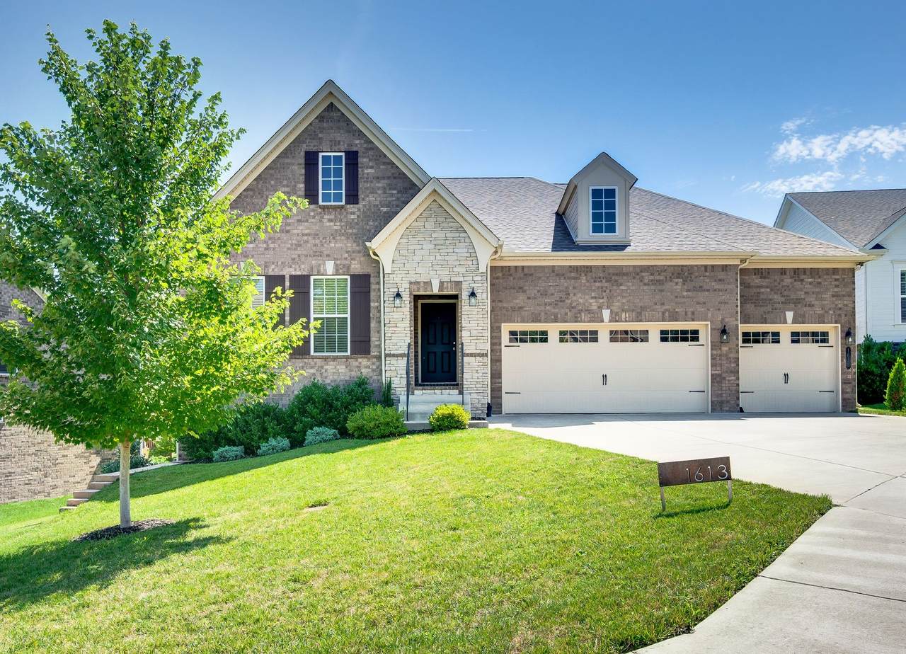 1613 Lampwick Ct - Photo 1