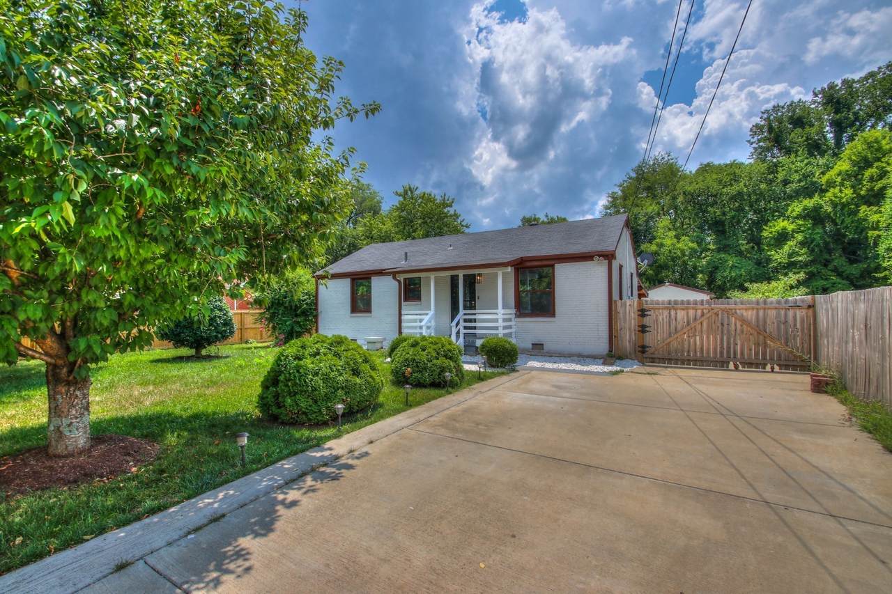 141 Dodge Dr - Photo 1