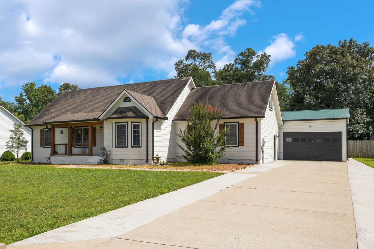 913 Indian Springs Cir - Photo 1