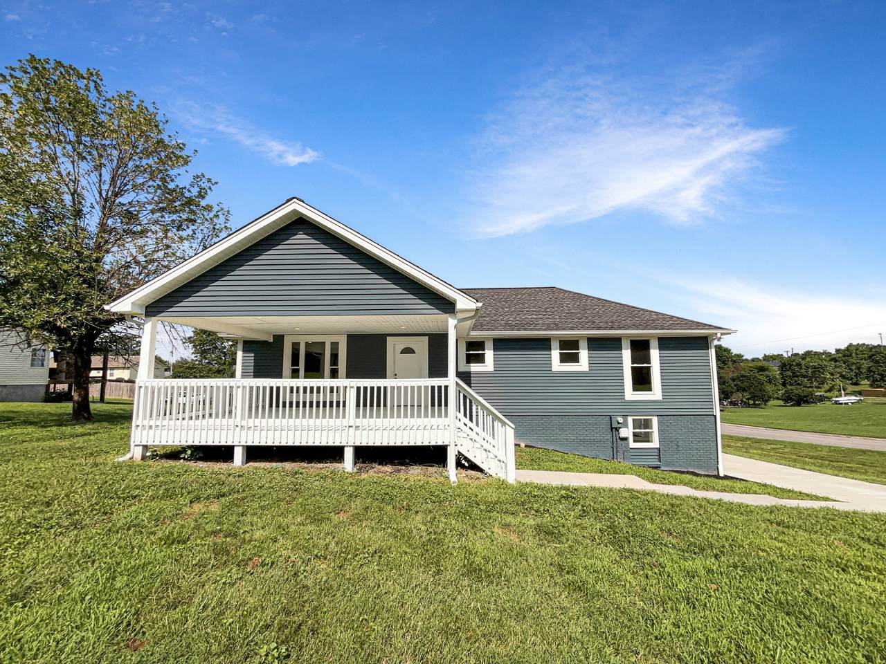 1208 Langwood Dr - Photo 1