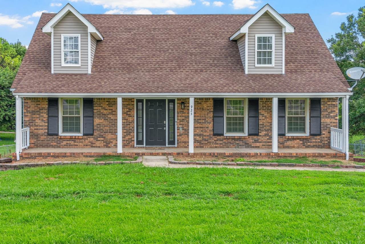 925 Tommy Oliver Rd - Photo 1
