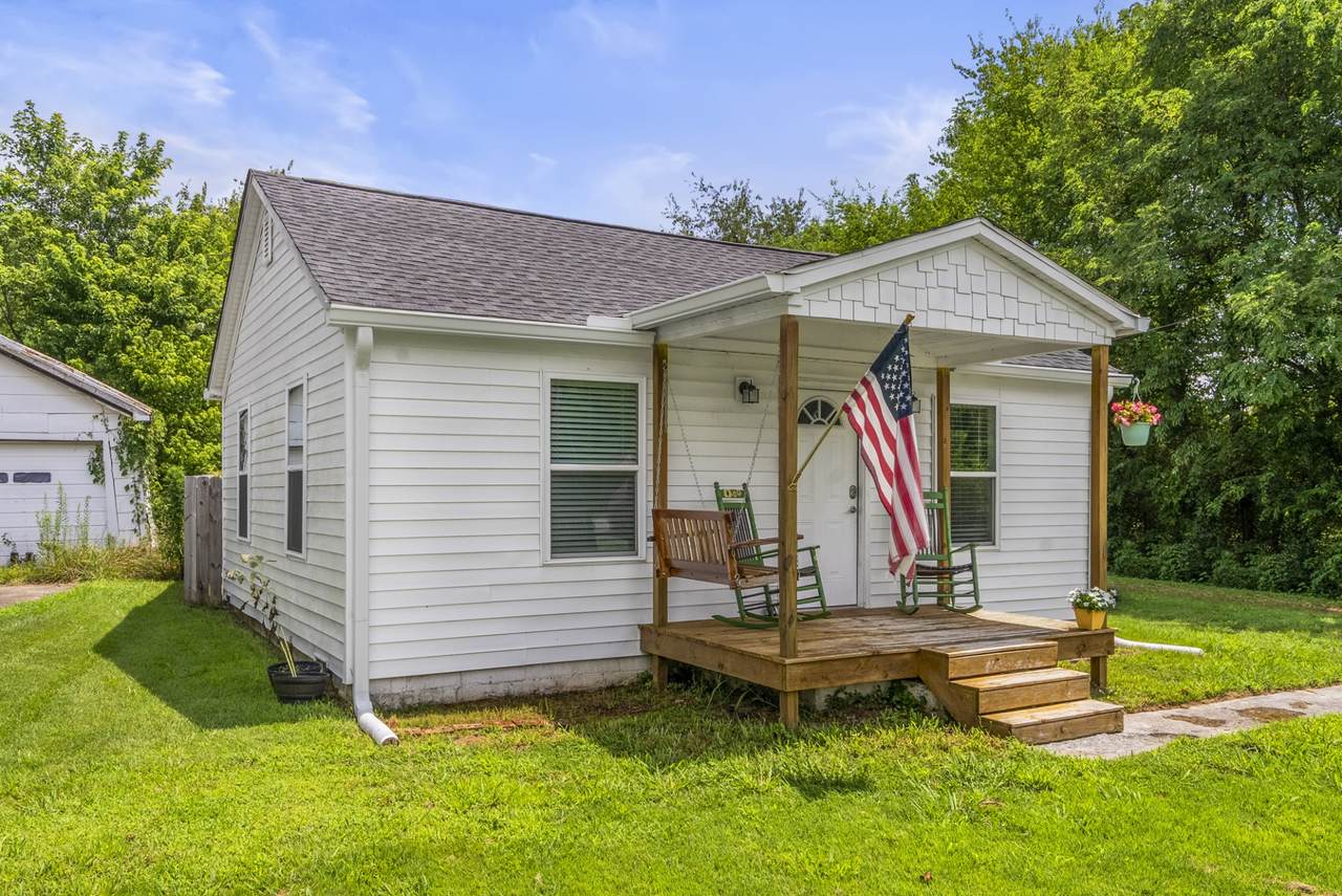 3240 Academy Rd - Photo 1