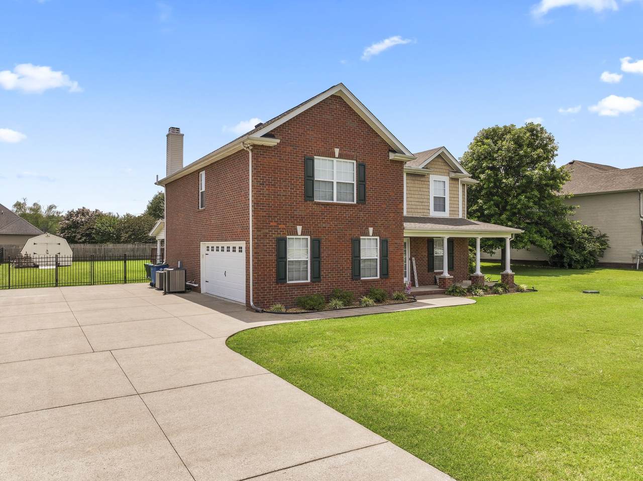 https://bt-photos.global.ssl.fastly.net/nashville/1280_boomver_2_RTC2946030-1.jpg