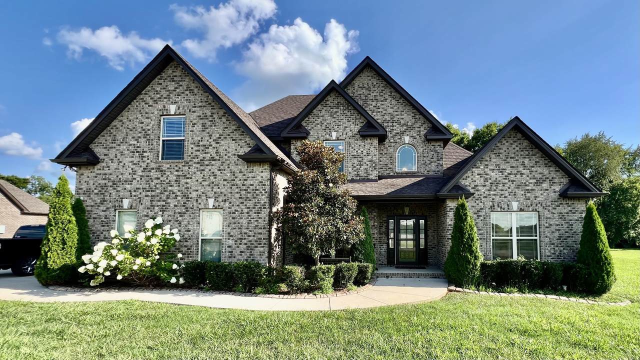 4316 Singleton Dr - Photo 1