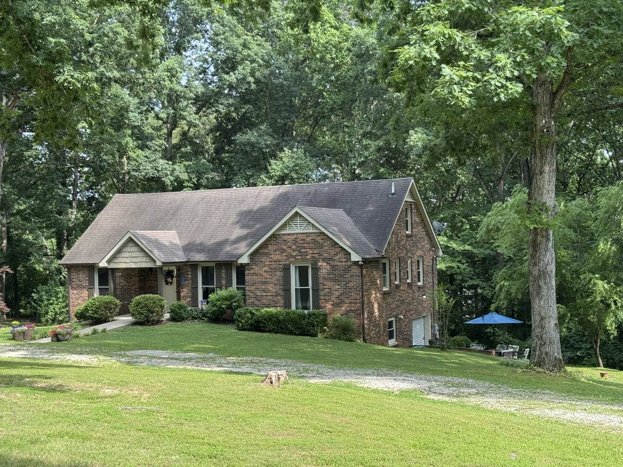 https://bt-photos.global.ssl.fastly.net/nashville/1280_boomver_1_RTC2946270-1.jpg