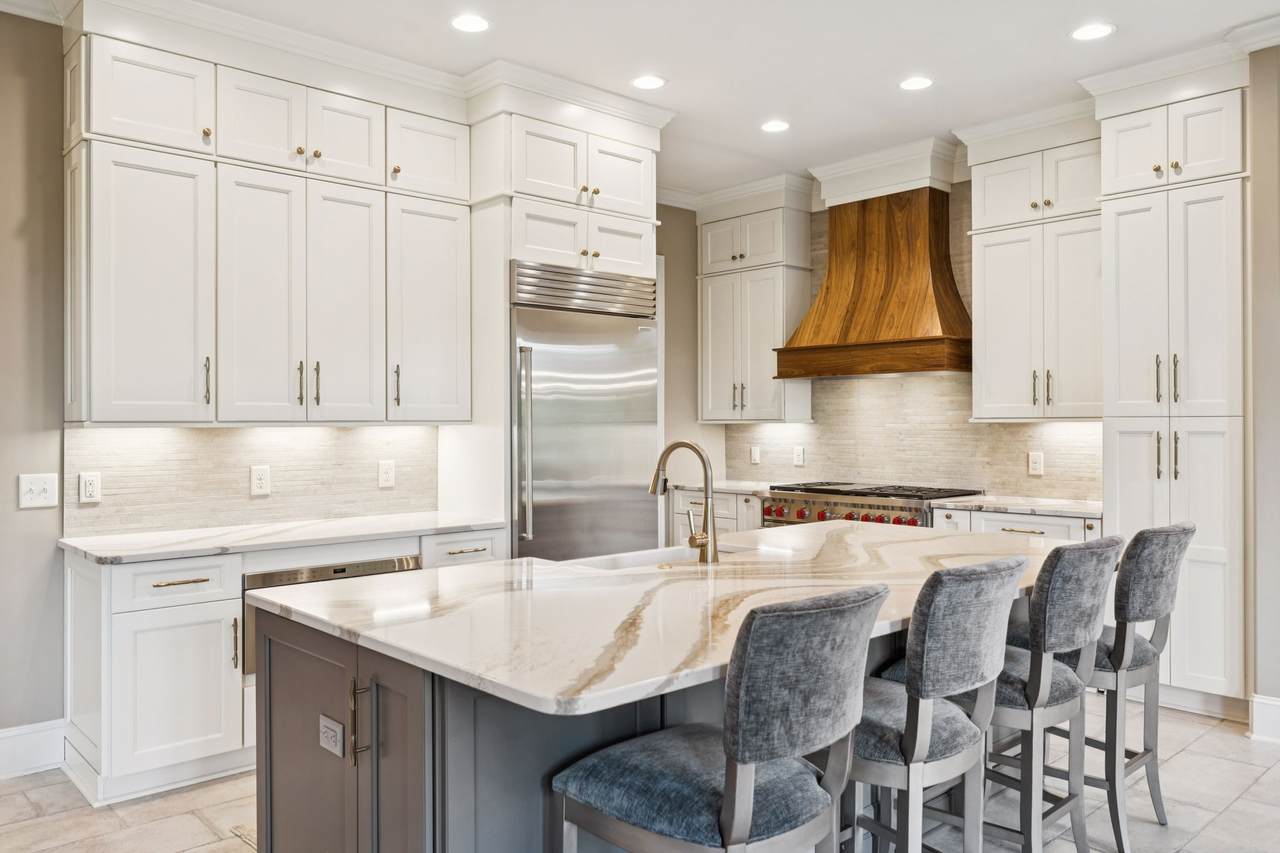 713 Pendragon Ct - Photo 1