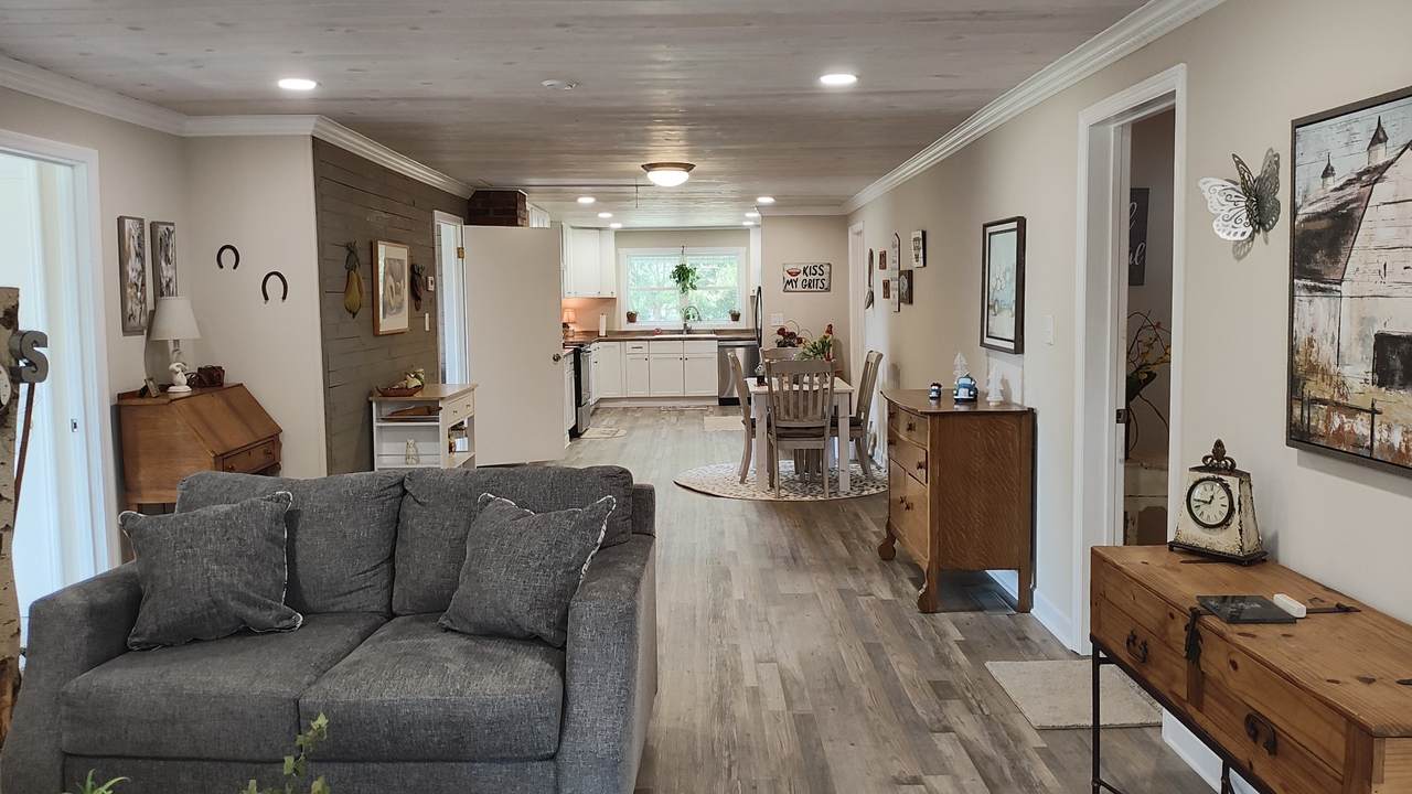 https://bt-photos.global.ssl.fastly.net/nashville/1280_boomver_2_RTC2946807-1.jpg