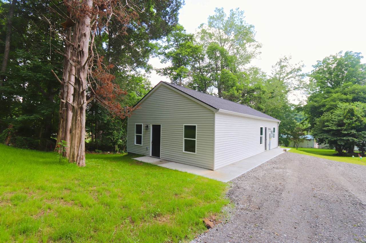 206 Sunset Dr - Photo 1