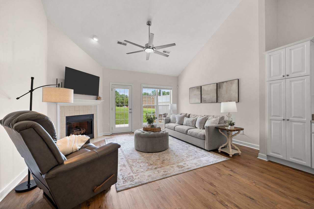 225 Med Park Dr - Photo 1