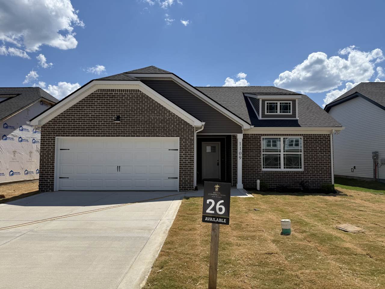 1109 Javier Dr - Photo 1