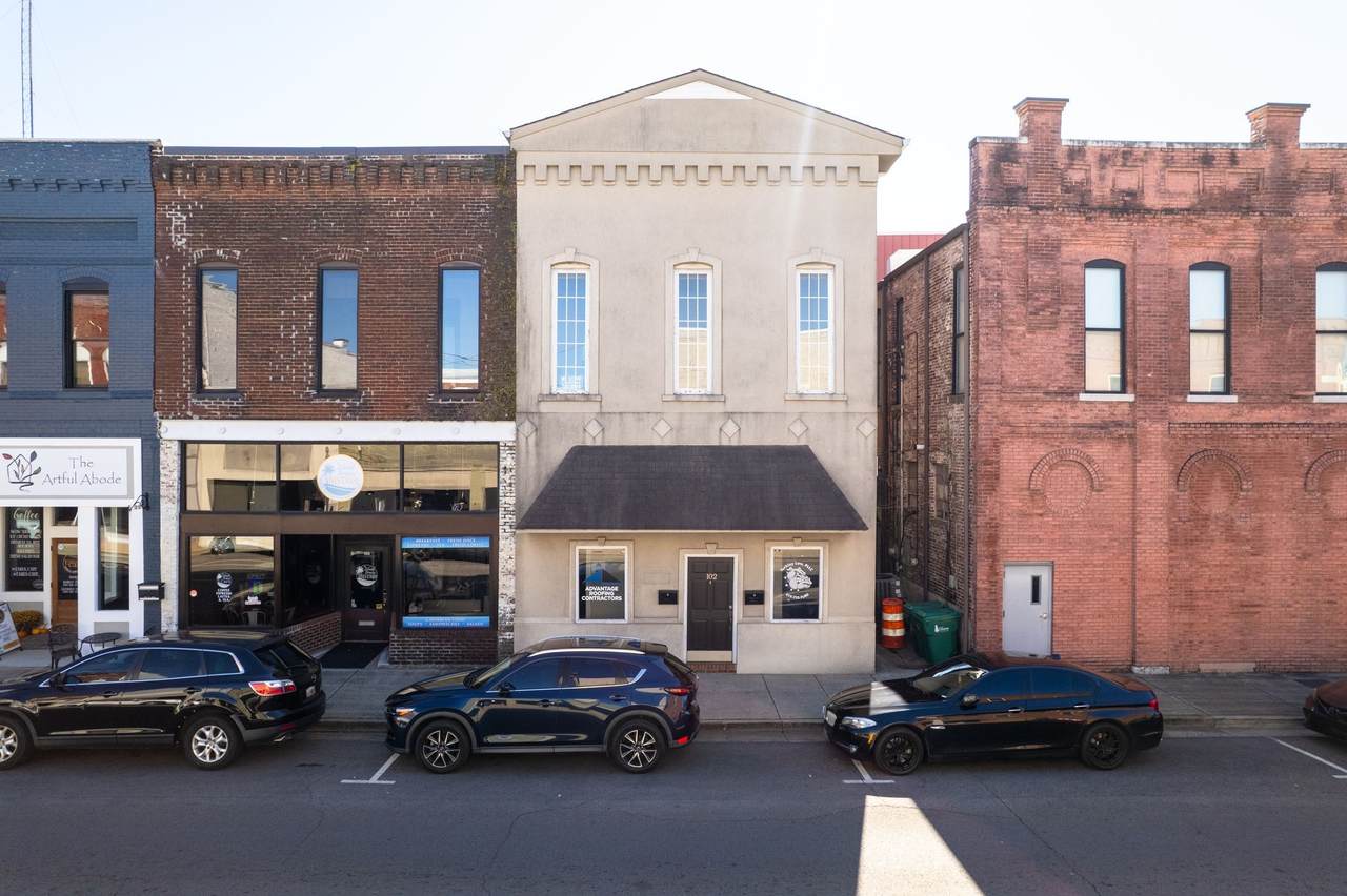 102C E Main St - Photo 1