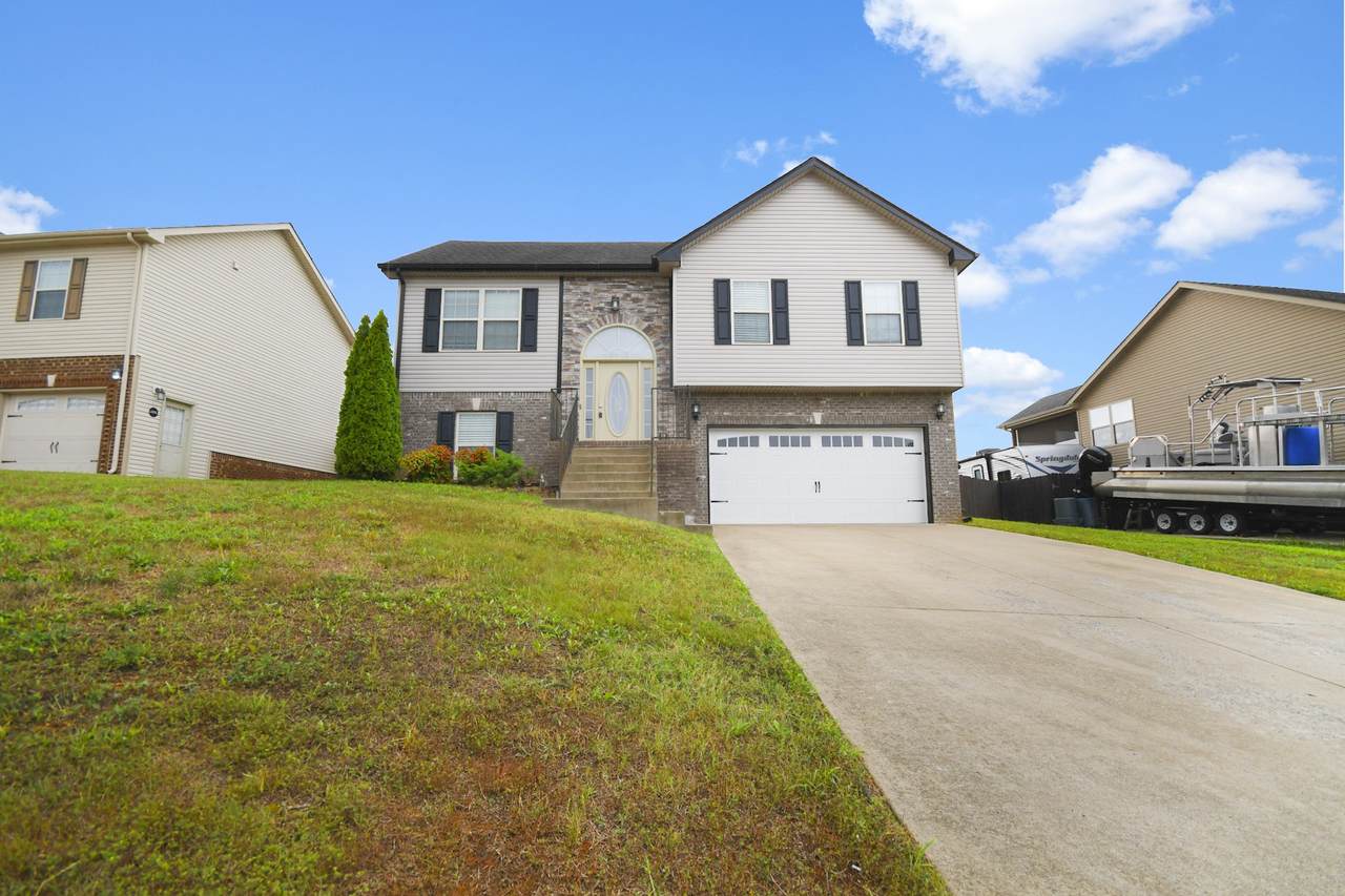 1842 Macarther Way - Photo 1