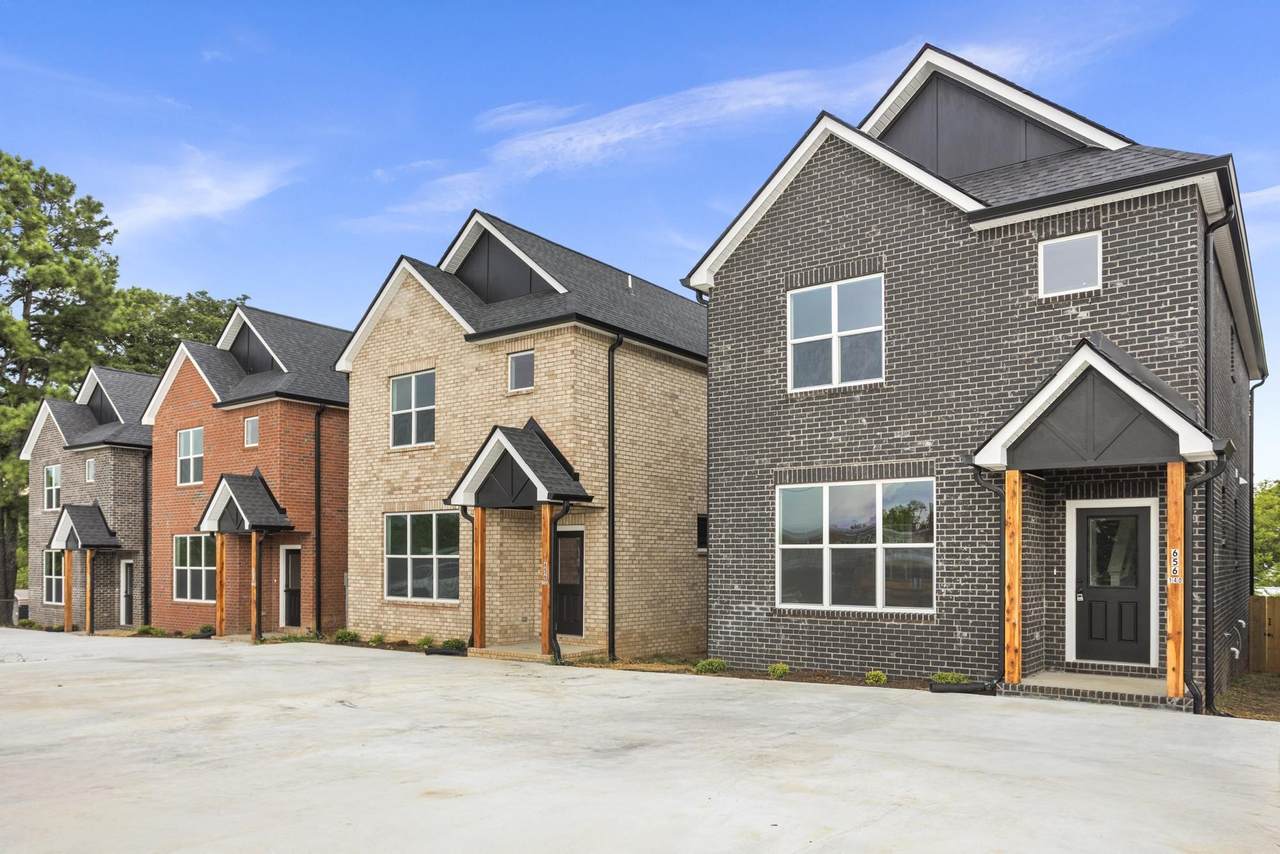 656 Chambers St - Photo 1