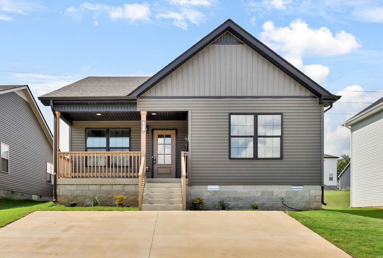 1437 Isaiah Dr - Photo 1